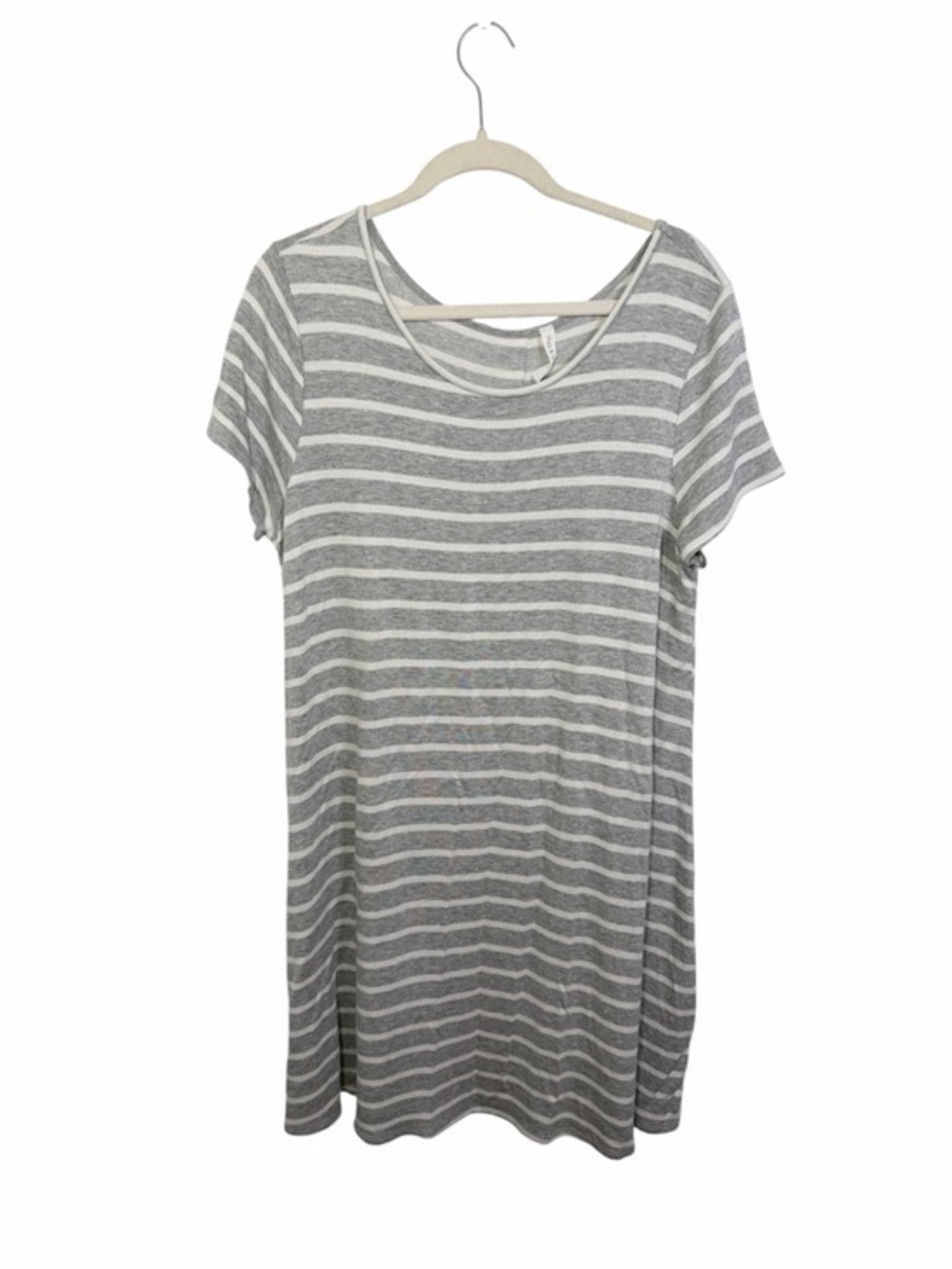 Mia & Tess Striped T-Shirt Dress XL Gray White Button Back Short Sleeve Casual